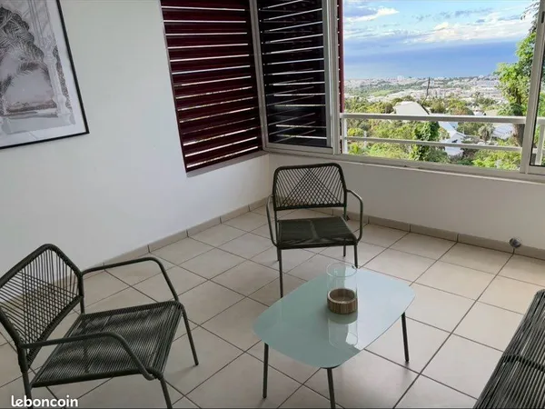 T2 meublé 49 m2 - vue mer