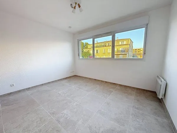Studio 1 pièce 22 m²