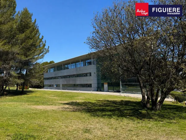 Bureaux 1506 m²