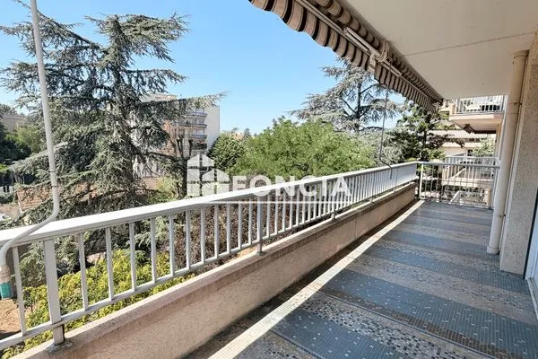 Appartement 2 pièces 61 m²