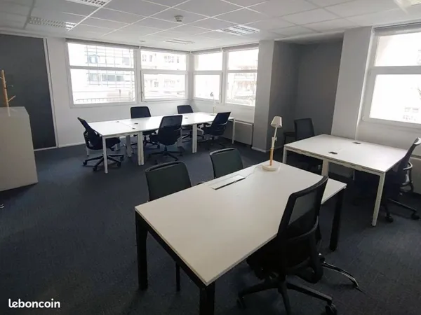 Bureau privé à louer pour 5 personnes à MASSY, Stop & Work Massy