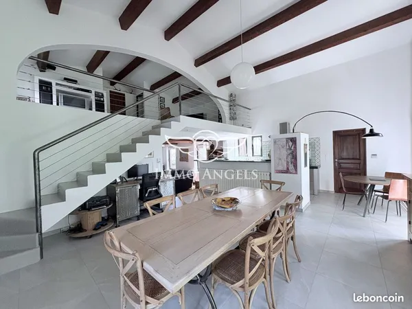 Maison 5 pièces 140 m²