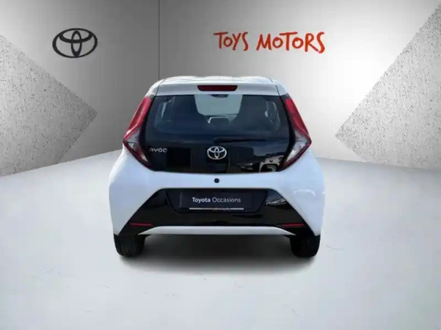 Toyota Aygo 1.0 vvt-i x-play — photo 6
