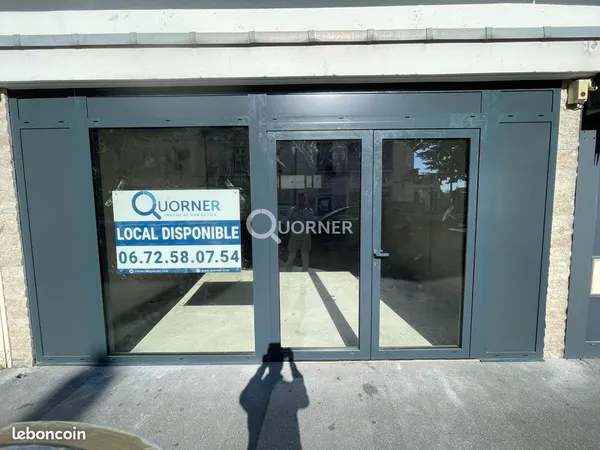 Local 143 m² Mantes-la-Jolie