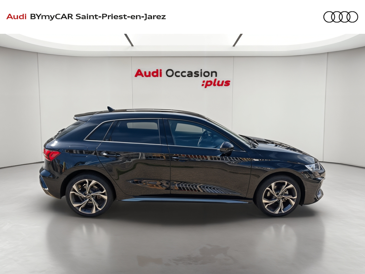 Audi A3 Sportback TFSI Mild Hybrid 150 S tronic 7 — photo 6