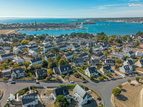 Propriété 10 pièces 213 m²