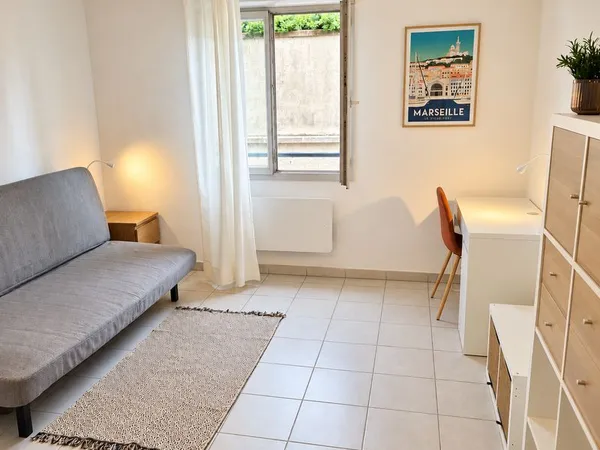 À LOUER - Studio meublé 23m2 - Marseille Centre 3e Saint-Charles