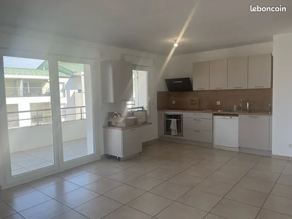 Apartment T4 84m2 saint Julien en genevois