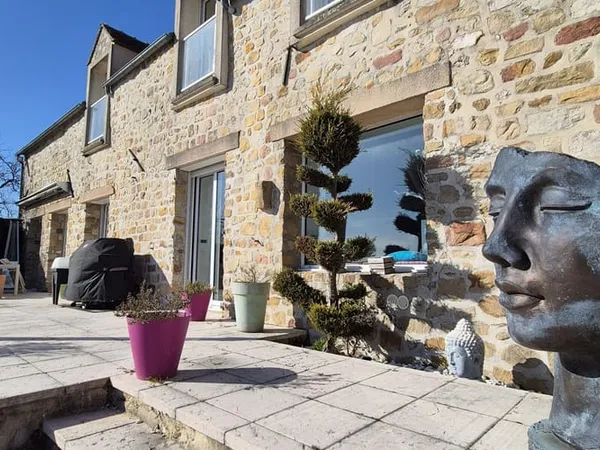 Maison 7 pièces 245 m²