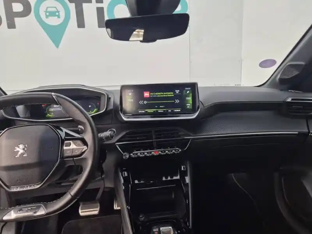 Peugeot 208 puretech 100 s&amp;s eat8 — photo 23