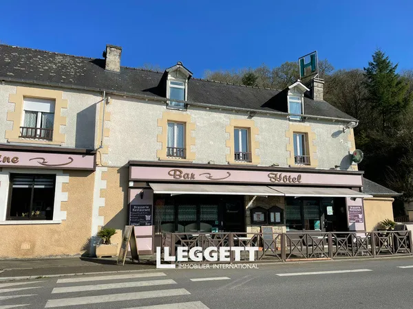 Boutique 19 pièce(s), JUGON-LES-LACS - COMMUNE NOUVELLE