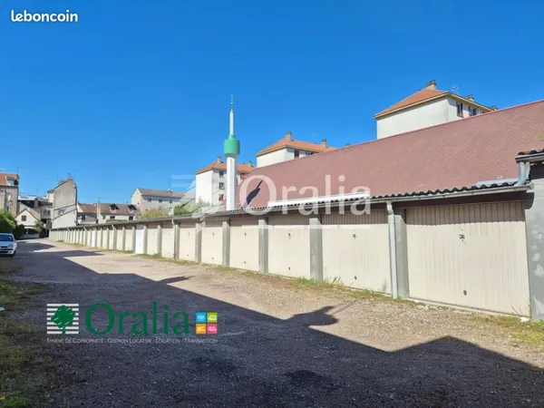 Garage/box 5 m² Dijon