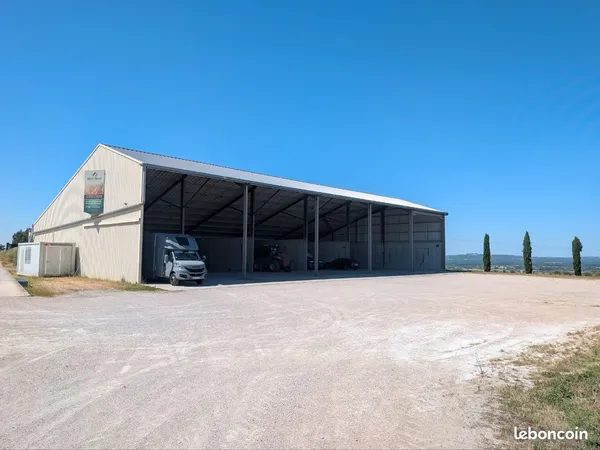 Entrepôt / bâtiment de stockage