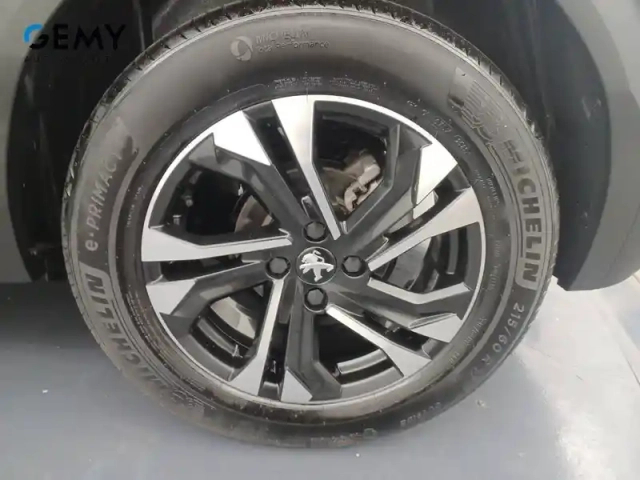 Peugeot 2008 puretech 130 s&amp;s eat8 — photo 11