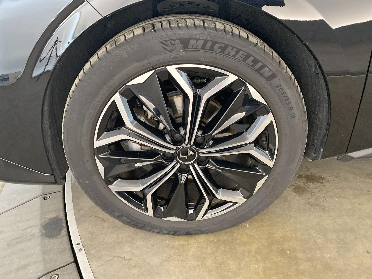 Ds Ds 4 hybride 136 e-dct6 etoile - alcantara — photo 11