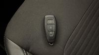 Ford Kuga 1.5 TDCi 120ch Stop&Start Titanium 4x2 Powershift — photo 16