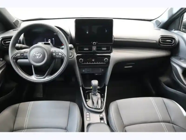 Toyota Yaris hybride 1.5 hybrid 130h trail auto — photo 11