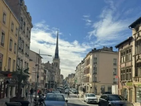 Local 57 m²