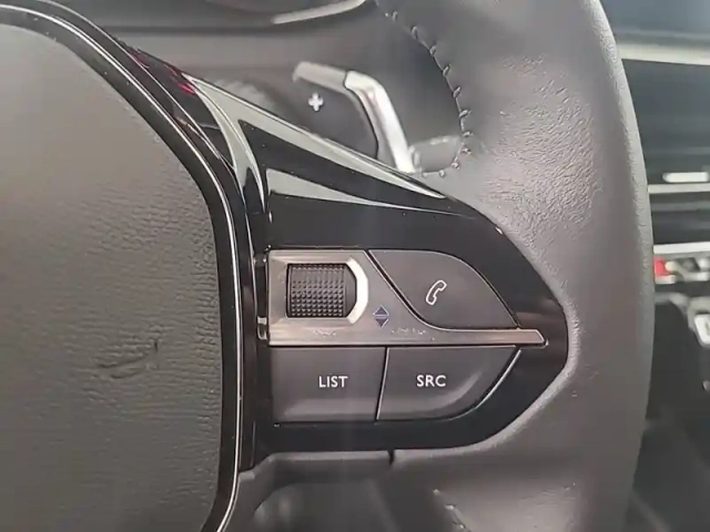 Peugeot 208 puretech 100 s&amp;s eat8 — photo 85