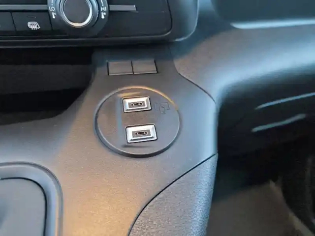 Citroën Berlingo van taille m 650kg bluehdi 100 s&amp;s bvm6 — photo 60