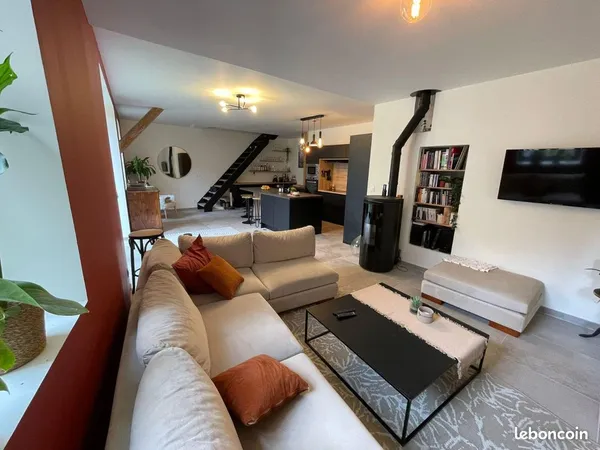 Chambre en colocation — Centre-ville, loft entièrement rénové avec grande terrasse