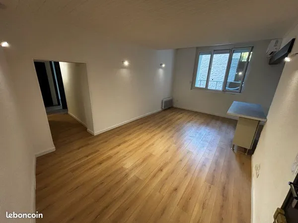 Appartement 3 pièces 53m2 avec caves