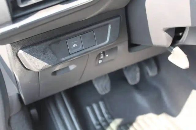 Dacia Jogger eco-g 100 7 places — photo 8