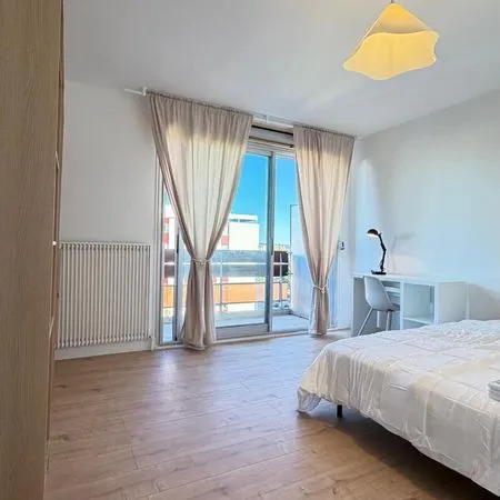 Chambre dans colocation calme tout confort