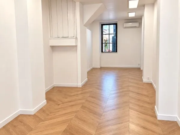 Local commercial 34 m² SALON DE PROVENCE