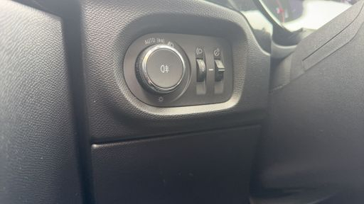 Opel Corsa 1.2i Turbo 100 - Edition – 2023 – 66196 km – Essence – Boîte Manuelle — photo 5