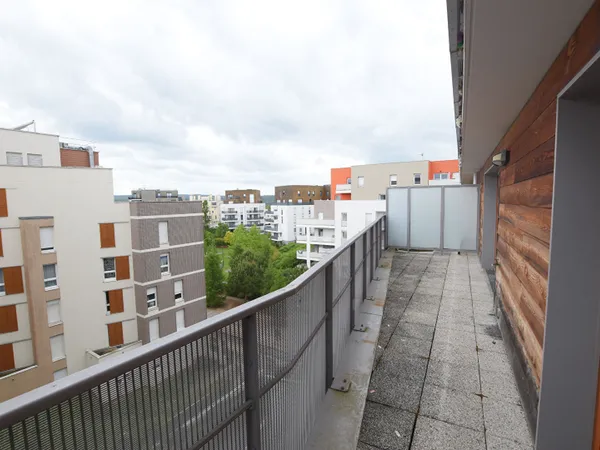 Chambre pour colocation 3 personnes - Cergy Préfecture