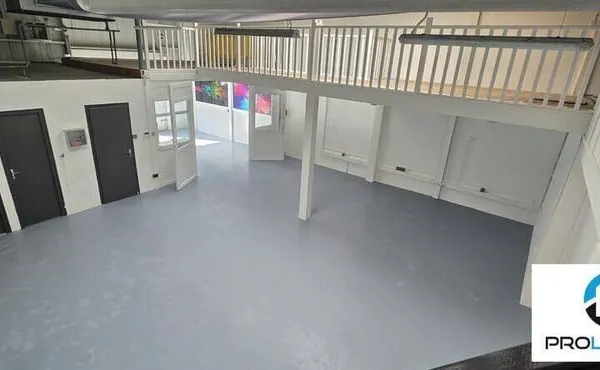 Local d'activité 200 m²