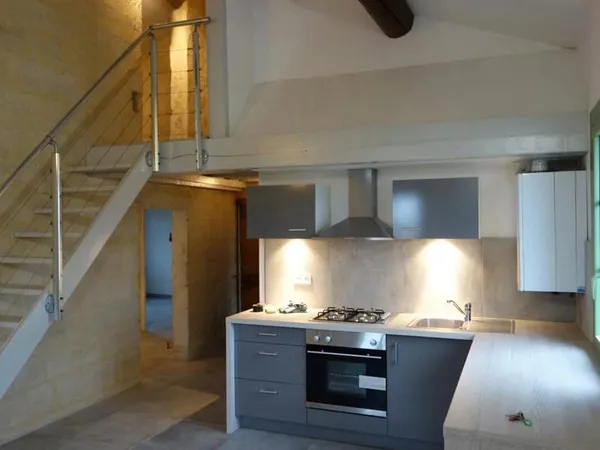 À louer, appartement de type 4 situé au 2e étag