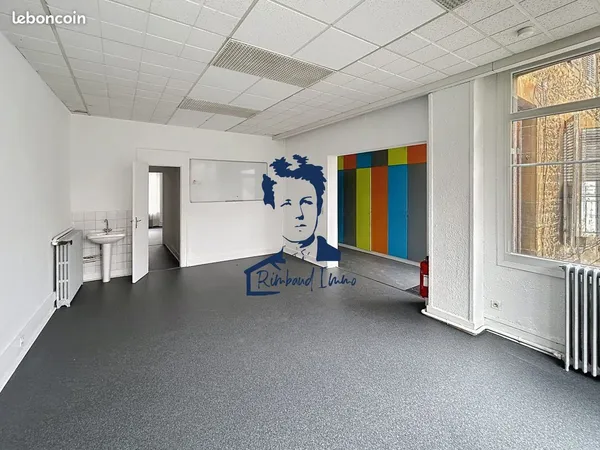 Bureaux 57 m² Charleville-Mézières