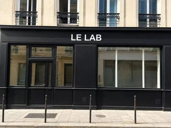 Local commercial 77 m²