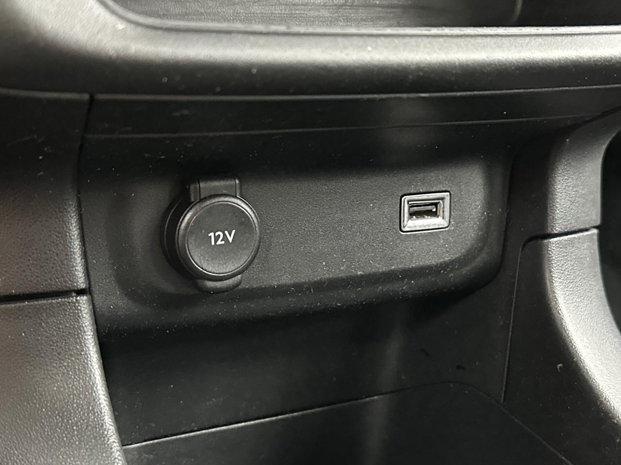 Citroën C3 societe bluehdi 100 s&s bvm6 feel nav — photo 25