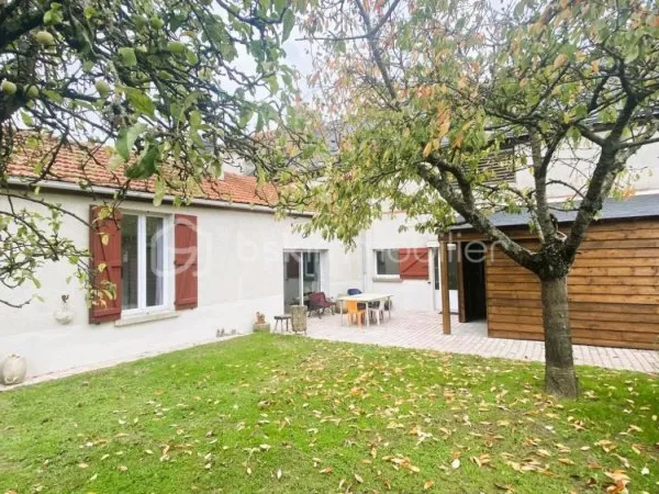 NANTES - Quartier St Jacques : Maison d'env. 200m², 4 chambres,