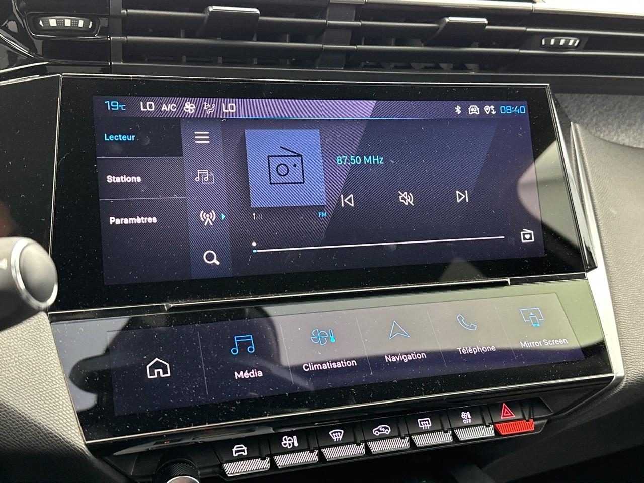 Peugeot 308 phev 180 e-eat8 allure pack — photo 22