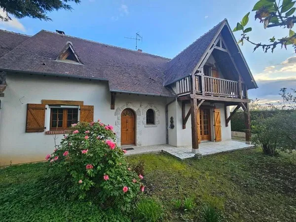 Maison de plain-pied 5 pièces 172 m²