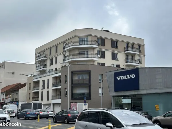 Local 170 m² Athis-Mons