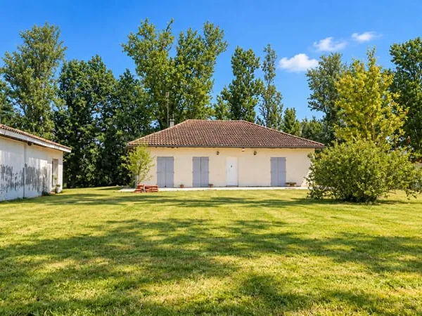 Maison de Pain pied au Calme à Négrepelisse
