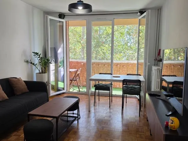 Location Appartement 56m2 Quartier Amidonniers-Caffarelli
