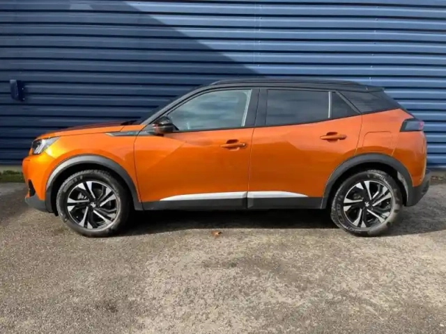 Peugeot 2008 e- 136ch gt