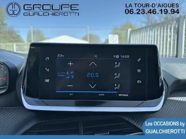 Peugeot 208 1.2 puretech 100ch s&amp;s allure eat8 — photo 14