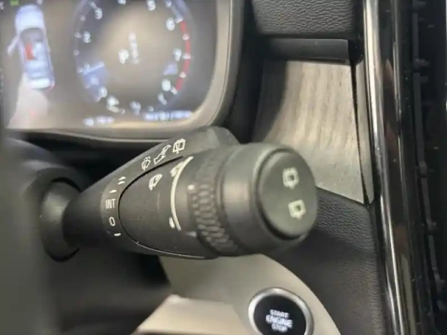 Volvo Xc40 t3 163ch inscription luxe geatronic 8 — photo 15