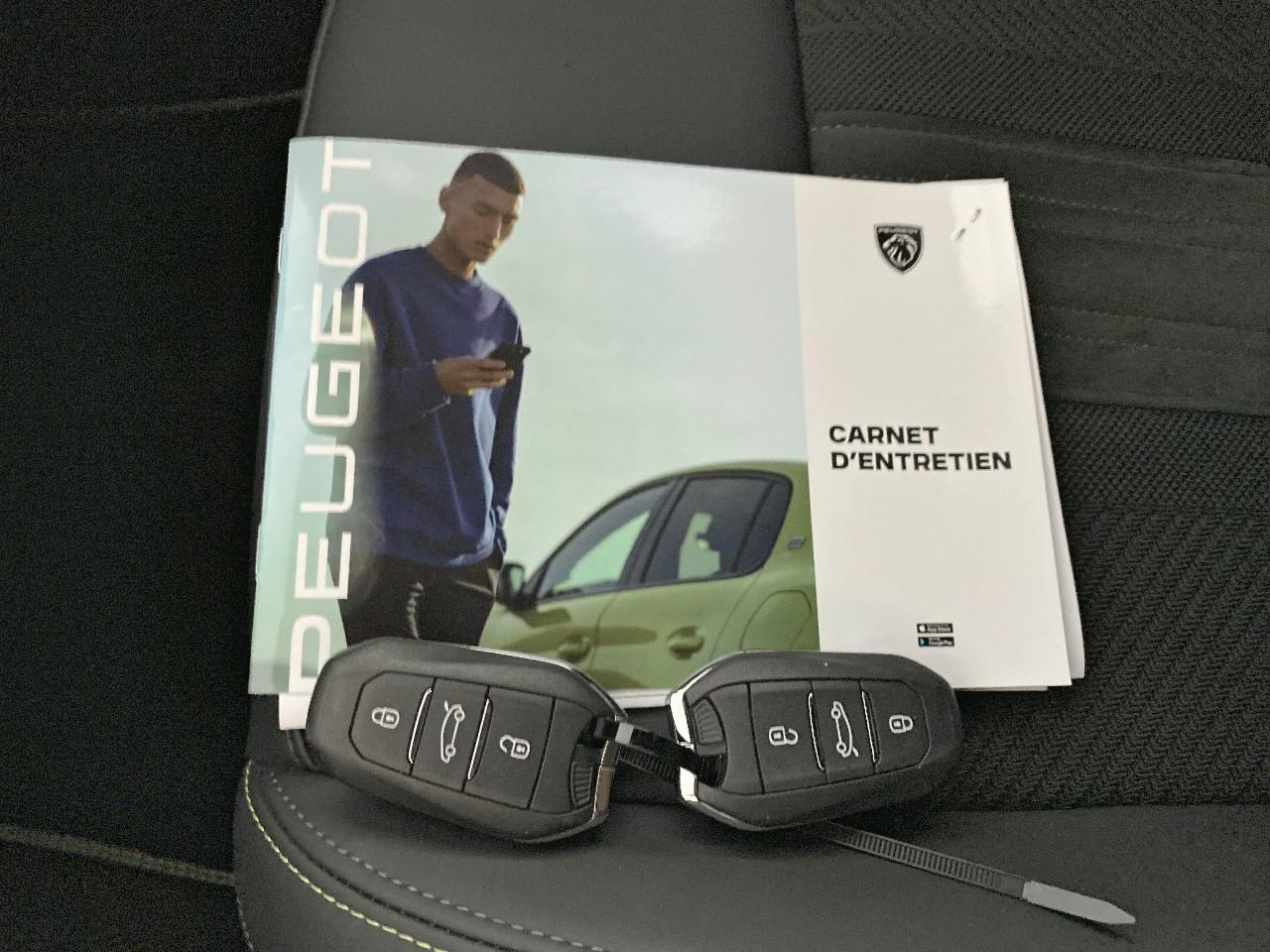 Peugeot 408 hybrid 145 e-dcs6 gt — photo 18