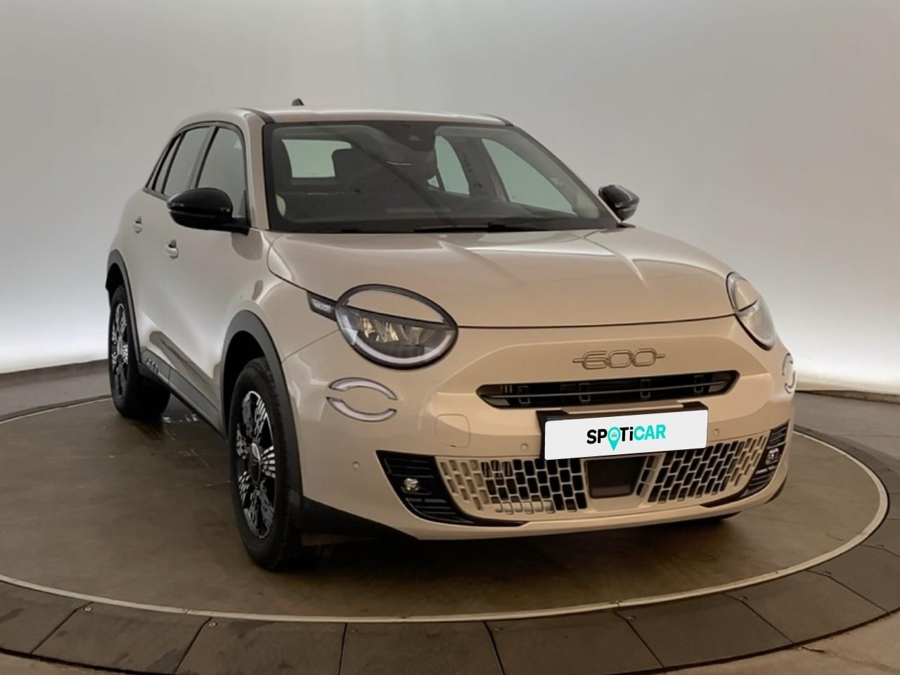 Fiat 600 t-gen 3 1.2 hybrid 145ch edct6 pop — photo 3