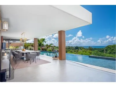 VILLA DE LUXE -270m2 - VUE MER EN GUADELOUPE