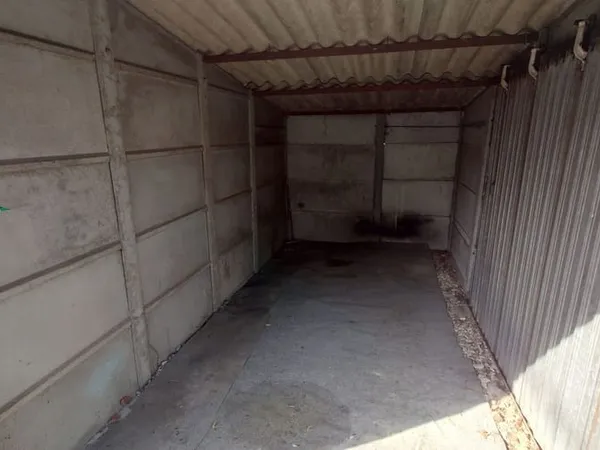 Parking/Garage 15 m²