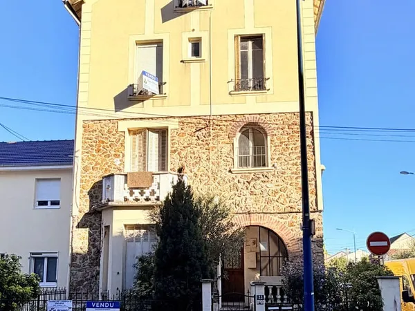 Charmant 3 pièces de 34 m2 avec cave Drancy Centre